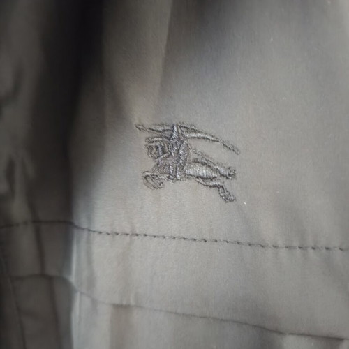 Burberry black rain jacket with Nova Check lining, size XL