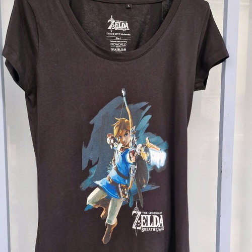 The Legend of Zelda Breath Of The Wild women's T-shirt like new size large