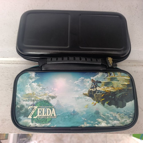 Nintendo Switch Zelda case