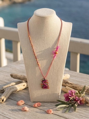 Necklace with musical note on staff, silver motif