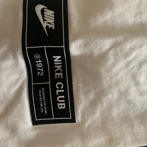 Nike XL authentic t-shirt like new