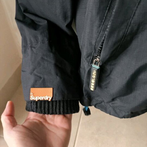 Superdry men's windcheater medium like new, black