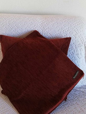 Μαξιλαροθήκες καφέ σαν καινούργιες, 45x45 εκ., σετ 2 τεμαχίων