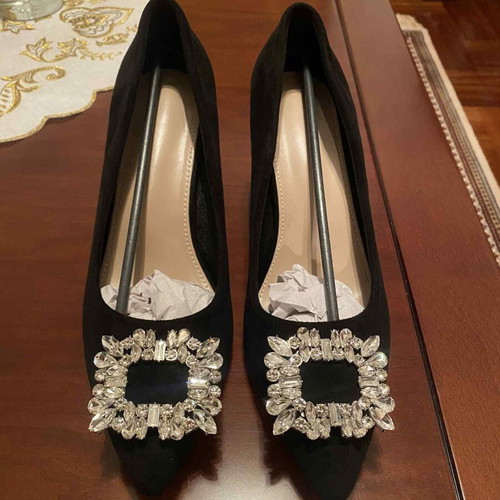 Black pumps with decorative buckle, new, size 41