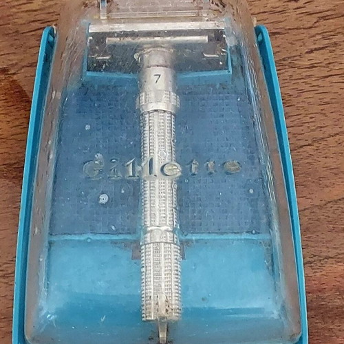 Gillette Slim Adjustable vintage safety razor used with original case