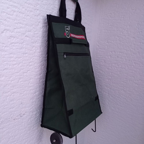 Folding market bag used with wheels for shopping