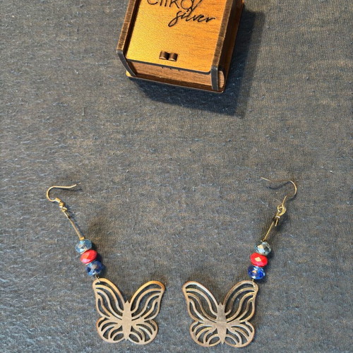 Butterfly earrings with colorful beads made of stainless steel like new