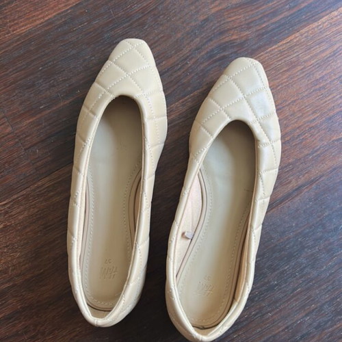H&M Beige Quilted Ballerinas Size 37 Like New