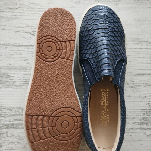 Moccasins dark blue new, very light and comfortable