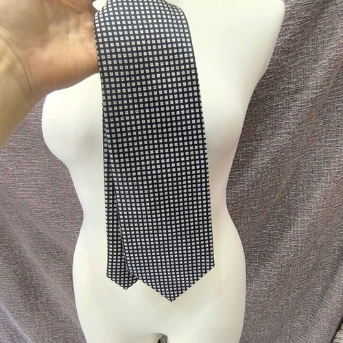 100% Silk Men's Tie Cerruti 1881 Like New Black White
