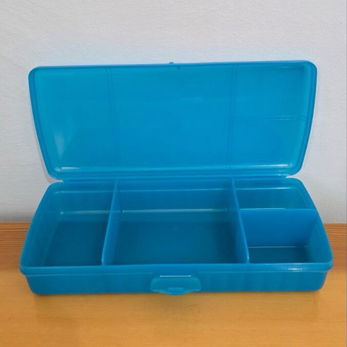 Tupperware food container blue with 12 compartments and 3 removable dividers