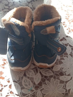 Boys boots used, size 22