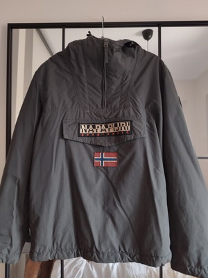 Napapijri Rainforest jacket new, fur lined, waterproof, windproof, gray