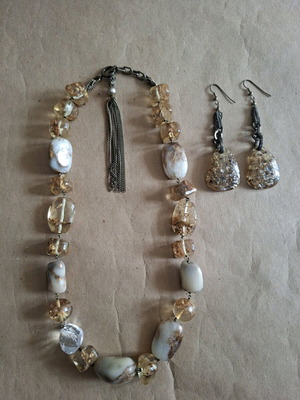 Donatella Pellini necklace and earrings set like new, beige and gold tones