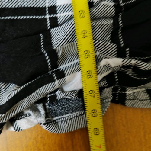 Janina Women's Shirt XL Black and White like new