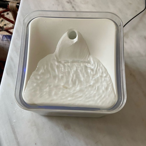 Cat and dog water fountain used with 6 filters USB powered