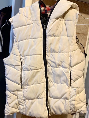 Puffer μπουφάν γιλέκο Zara δύο όψεων λευκό και κόκκινο καρό μεταχειρισμένο