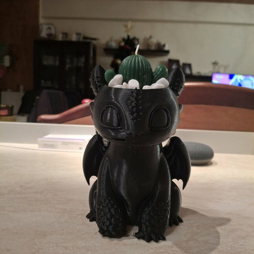 Fury Toothless figure planter new