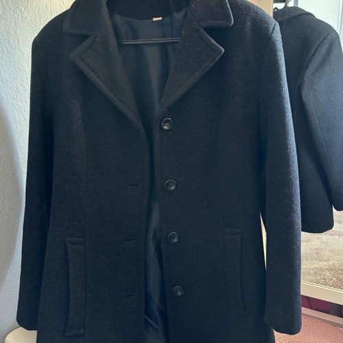 Black coat used, size S