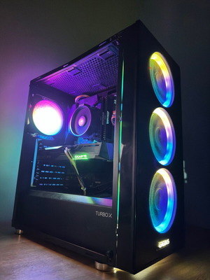 Gaming PC like new with NVIDIA RTX 3060 and AMD Ryzen 5 5600X