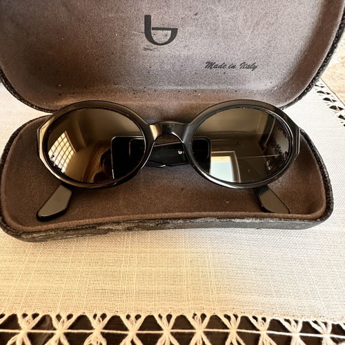 Byblos black sunglasses