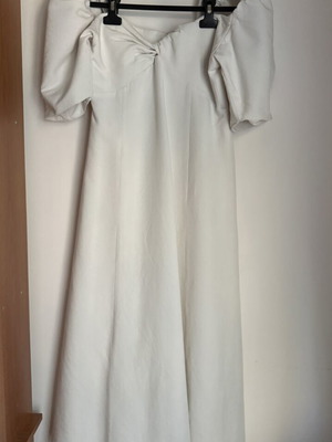 Zara white dress with balloon sleeves