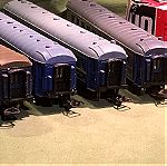  Jouef 4 βαγόνια (εστιατόρια, ύπνου, αποσκευών), το ένα καινούργιο και ένα φωτιζόμενο ΗΟ 1/87