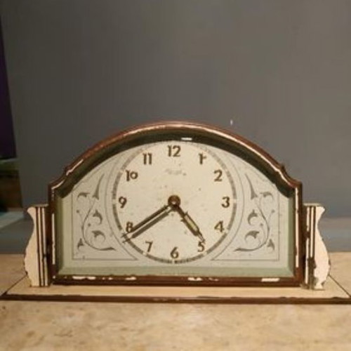 Vintage alarm clocks used, set of 2, analog tabletop