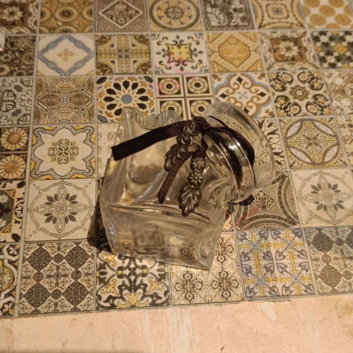 Glass ink and decorative pen holder like new