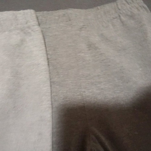 Gray leggings like new, pack of 2 for 4-5 years old