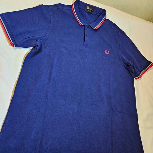 Fred Perry men's T-shirt blue size XL like new