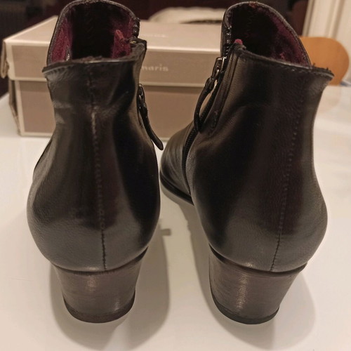 Tamaris ankle boots No 41 like new, black leather