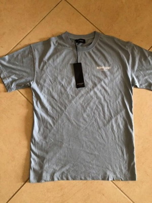 Represent T-shirt, medium, blue