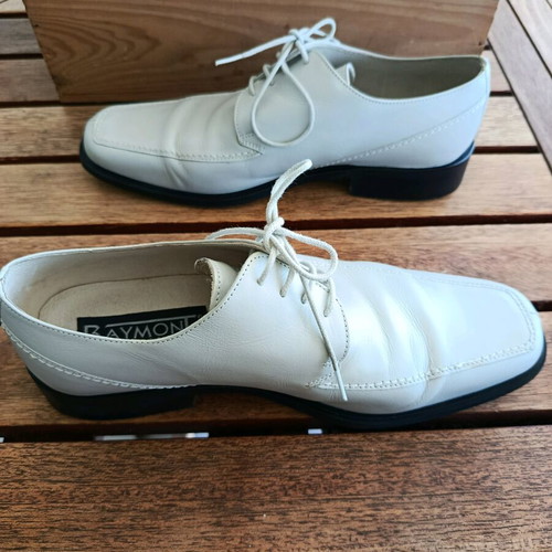 Raymont leather shoes like new, size 40, off-white