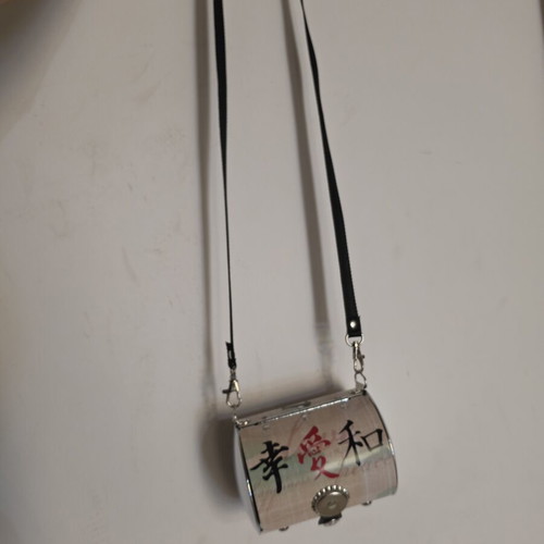 Little Earth Productions vintage barrel purse like new