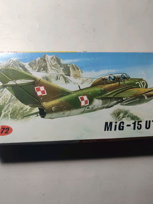 KP Kovozávody Prostějov MiG-15 UTI κιτ μοντέλου αεροσκάφους, κλίμακα 1/72