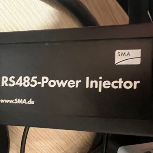 SMA Data Manager M Monitoring and Control ennexOS used with Power Injector and cables