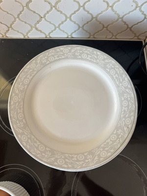 Σετ 10 ρηχά πιάτα Tavarino Johanna Fine Porcelain σαν καινούργιο