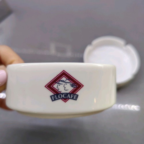 Flocafe ashtrays new set