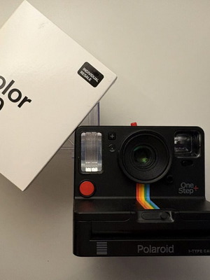 Polaroid One Step Plus instant camera with 1 film pack
