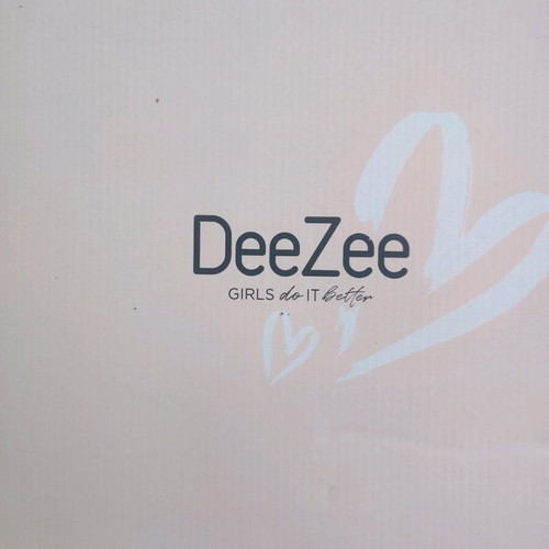 Deezee snow boots silver with glitter and fur like new, size 38