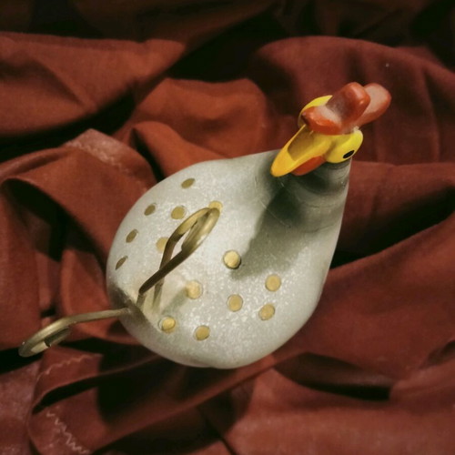 Decorative ceramic hen like new
