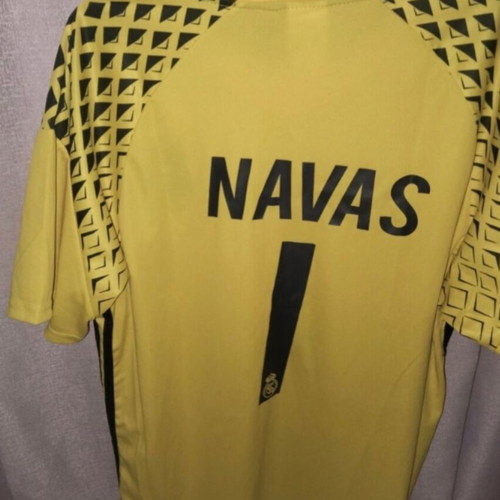Keylor Navas Real Madrid jersey, size XL loose