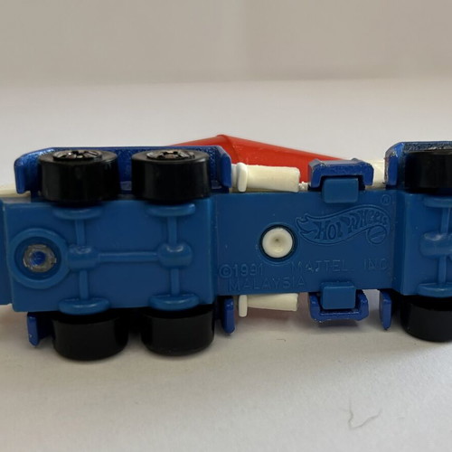 Hot Wheels 1991 Oshkosh Cement Mixer used