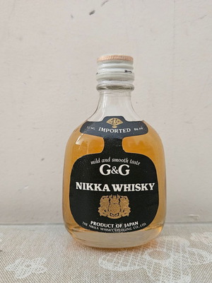 Nikka "Gold & Gold" whisky miniature new, glass bottle 50ml