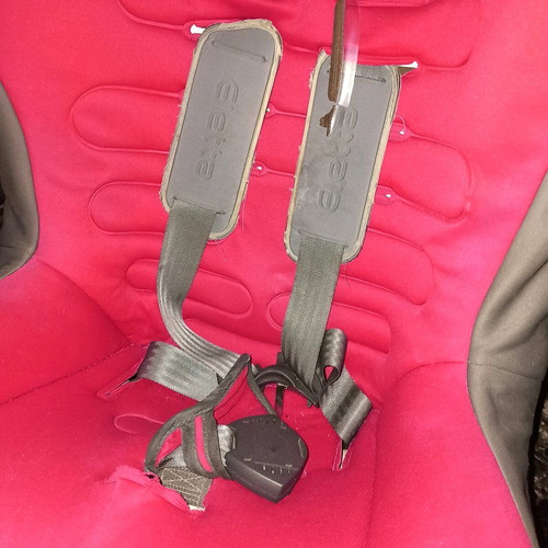 Baby car seat used, red color