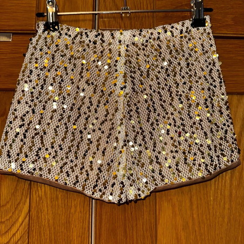 Vassia Kostara shorts new, size S, unworn