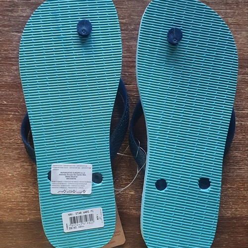 Havaianas Star Wars R2-D2 & C-3PO flip-flops brand new, size 39-40