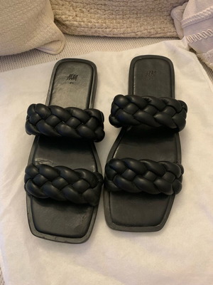 H&M black sandals like new, size 41, braided faux leather