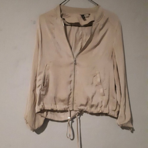 H&M beige jacket like new, size S
